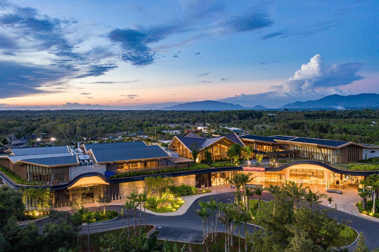 Minera Hot Springs Binh Chau Hotel Exterior photo